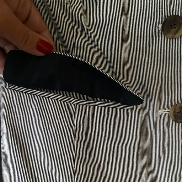 Gap Blue Pinstripe Blazer - Sz 4 - Picture 4 of 6